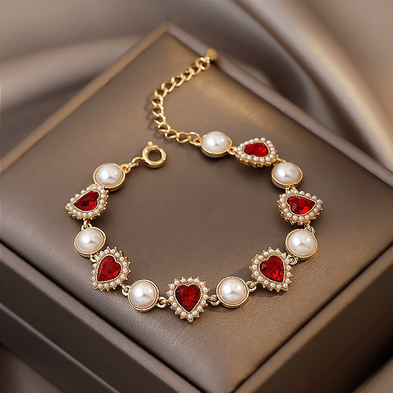 New Green Retro Peach Heart Pearl Bracelet