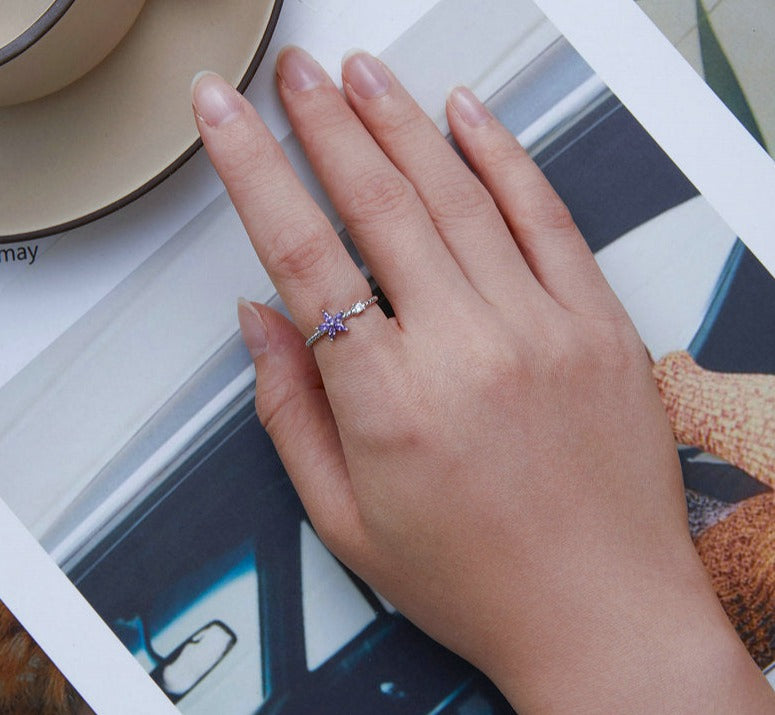 Dainty Flower Ring