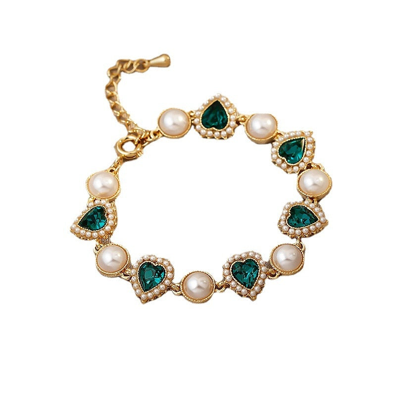 New Green Retro Peach Heart Pearl Bracelet