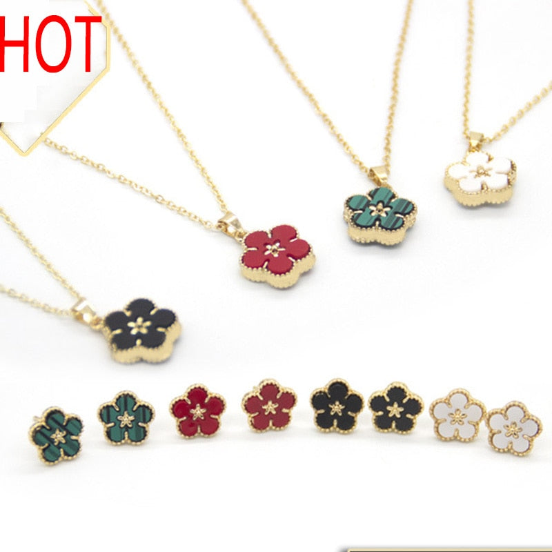 Flower ER - Necklace